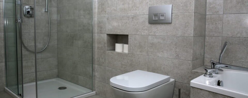 rénovation WC suspendu moderne à Paris